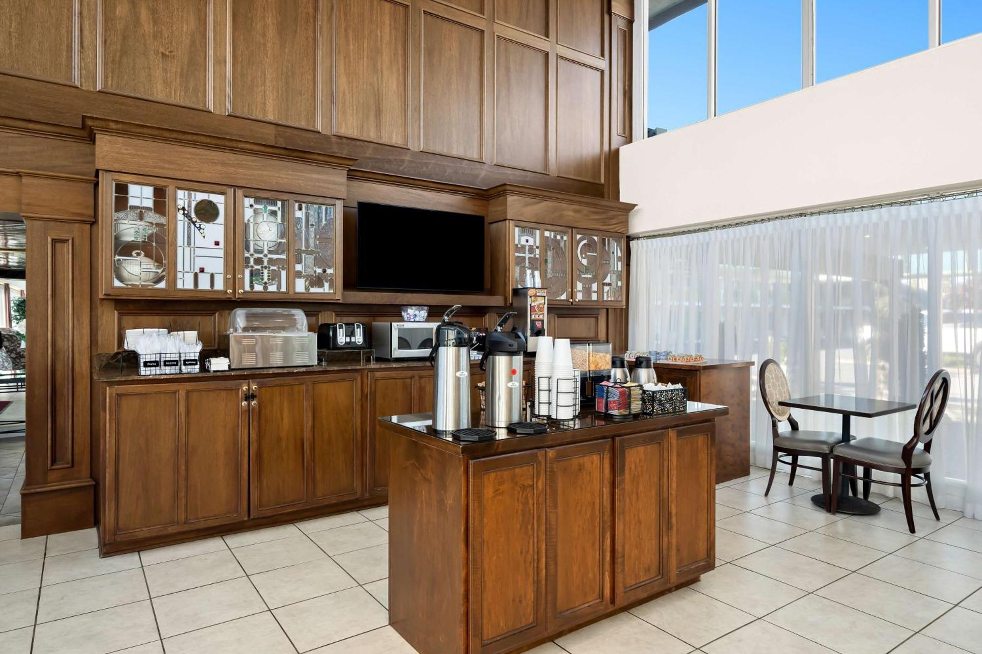 Brandywine Valley Inn Surestay Plus By Best Western Wilmington Eksteriør billede